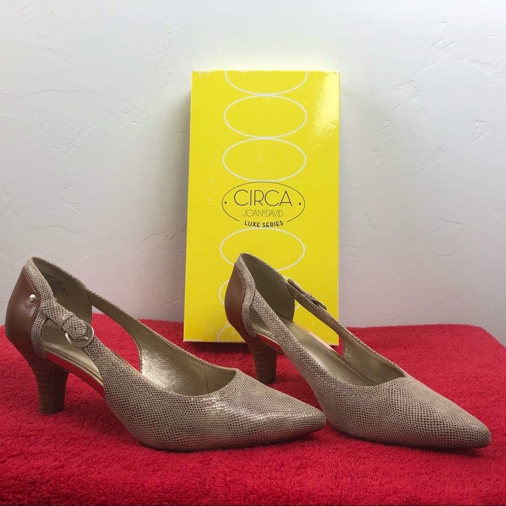 Circa Joan & David Clarity Pump